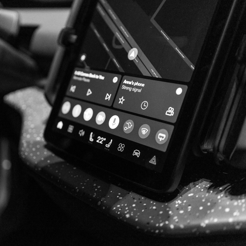 Volvo touch screen display